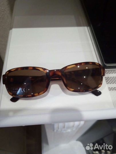 Солнцезащитные очки