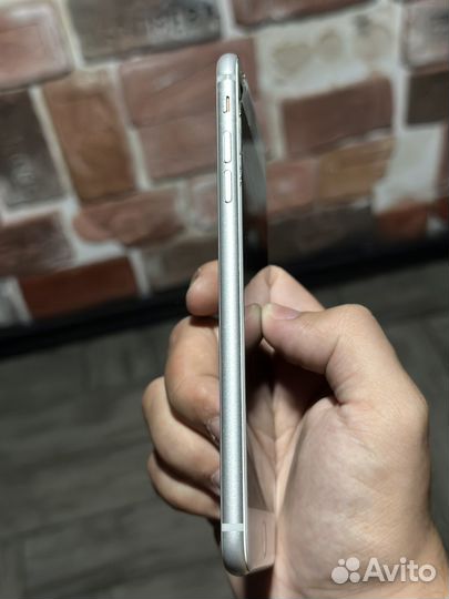 Телефон iPhone 8 plus 256g