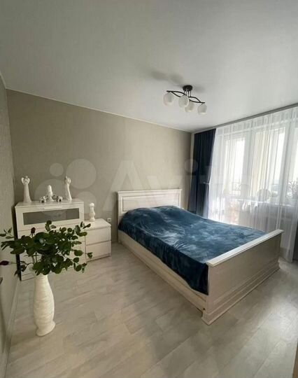 2-к. квартира, 40 м², 17/25 эт.