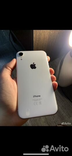 iPhone Xr, 64 ГБ