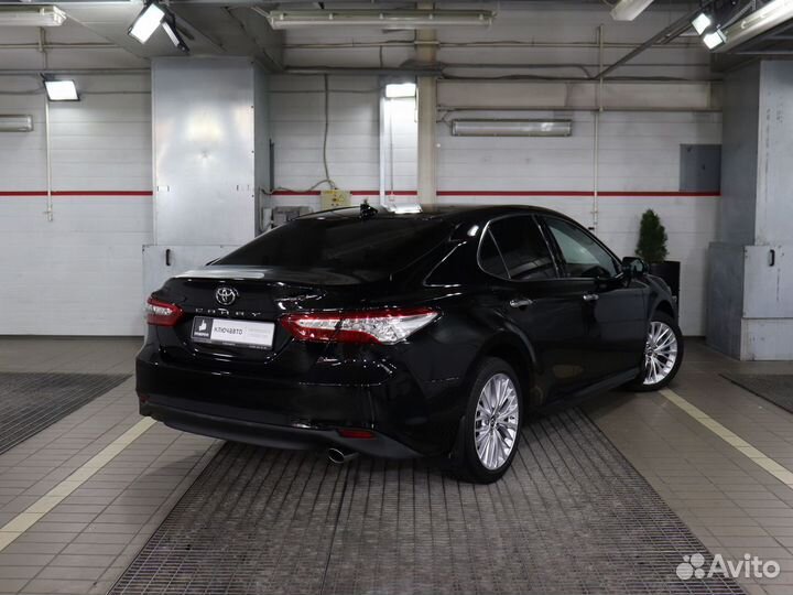 Toyota Camry 2.5 AT, 2019, 42 000 км
