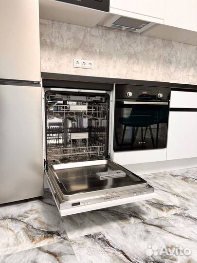 Кухня на заказ. Мойка в подарок