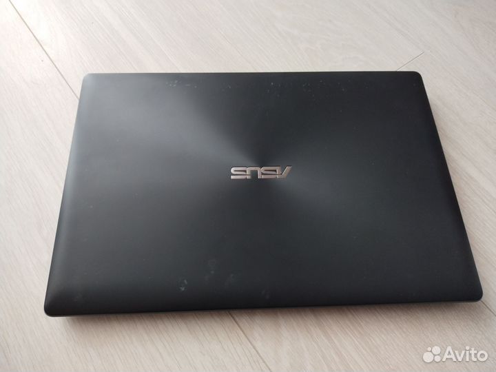 Ноутбук asus