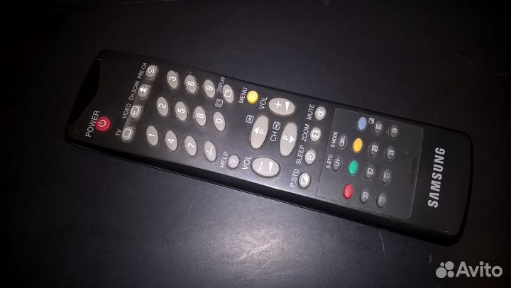 Телевизор Samsung ck-6202wtr 62см