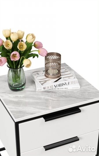 Тумба прикроватная