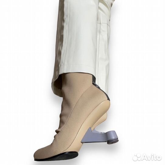 Сапоги United Nude