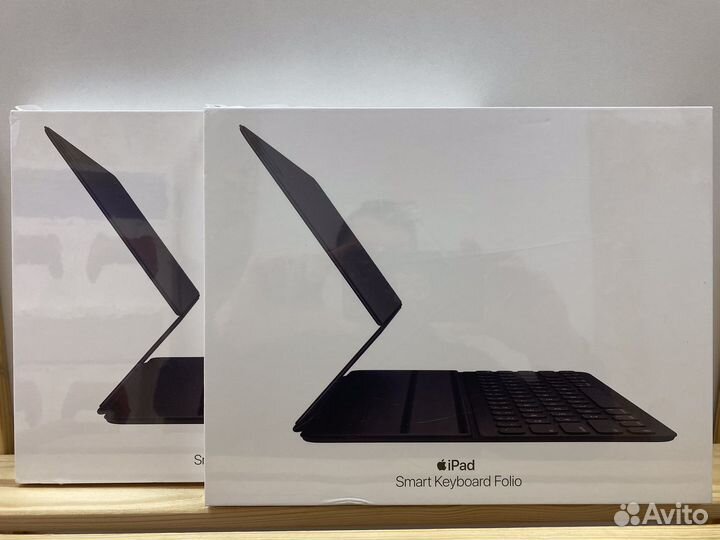 Apple iPad Pro SMART Keyboard Folio/Magic Keyboard