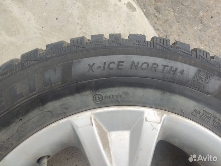 Michelin X-Ice North 4 195/65 R15