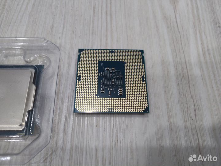 Процессор Intel Pentium G4500