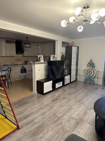 3-к. квартира, 98 м², 13/14 эт.