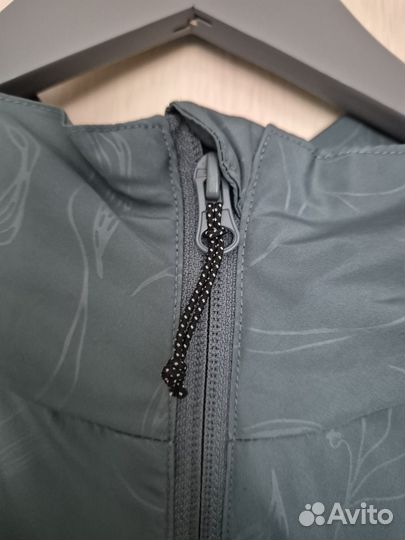 Ветровка женская outventure