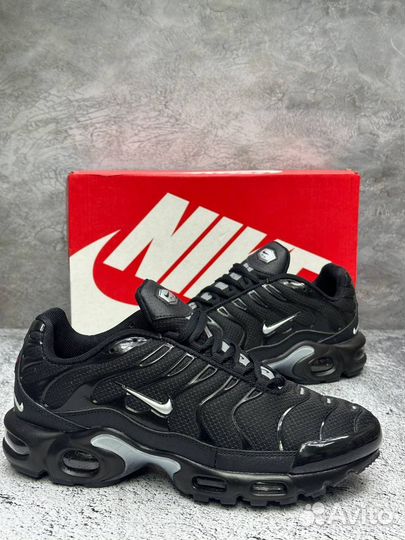 Кроссовки Nike Air Max Tn Plus