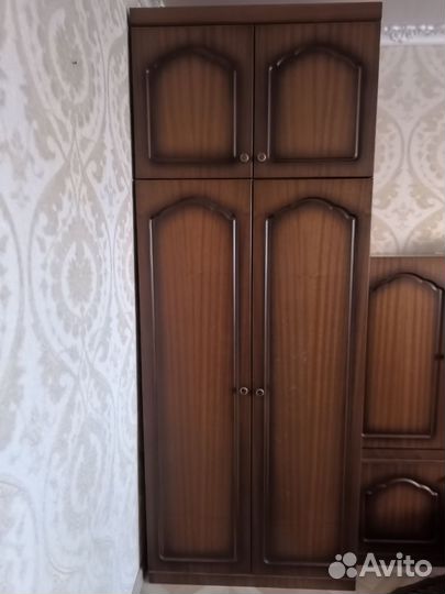 Шкаф двухстворчатый распашной бу