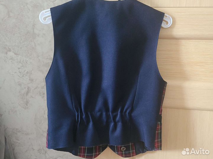 Жилетка для мальчика школьная 134