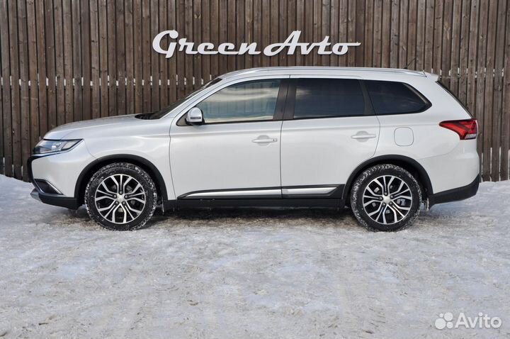 Mitsubishi Outlander 2.4 CVT, 2015, 131 154 км