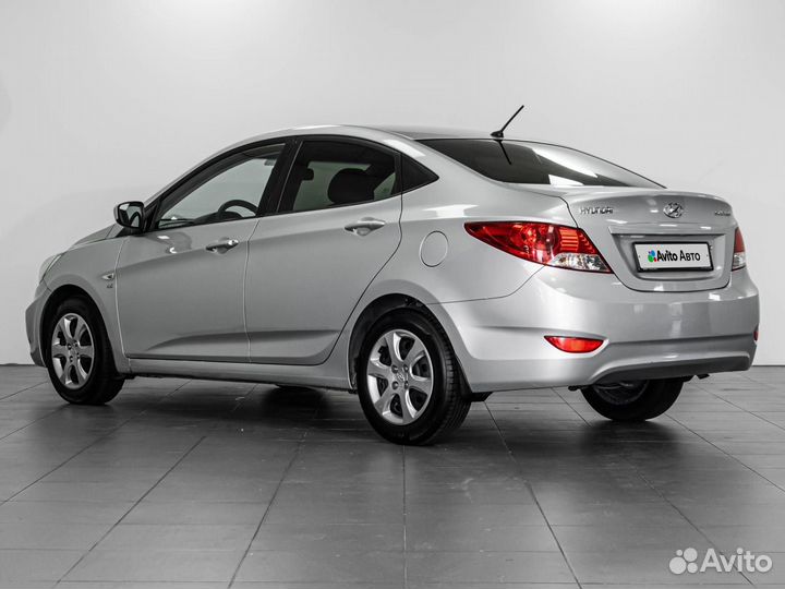 Hyundai Solaris 1.6 AT, 2011, 120 672 км