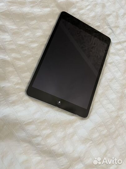 iPad мини в хорошем состоянии
