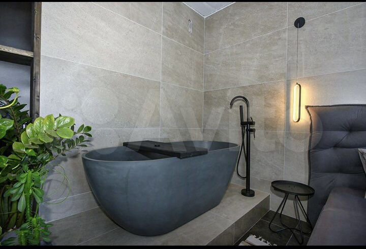 Квартира-студия, 42 м², 8/17 эт.