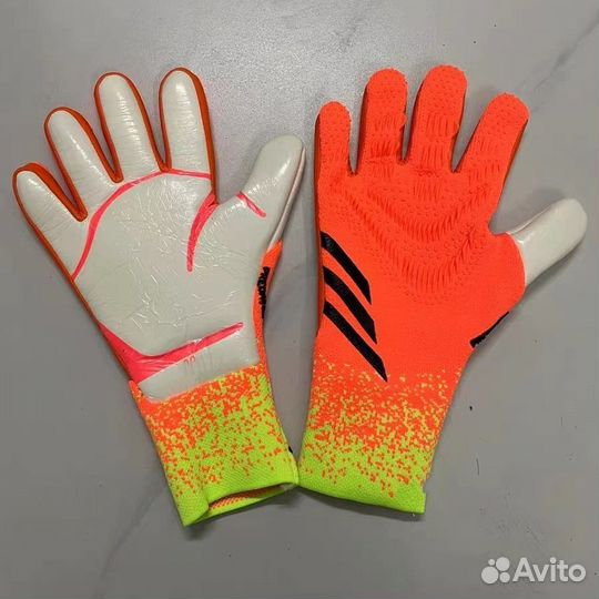Вратарские перчатки adidas predator