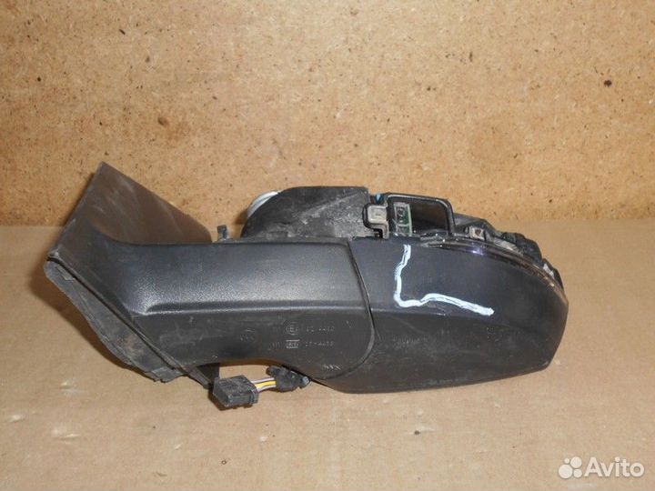 Зеркало левое Volkswagen Polo Хетчбек