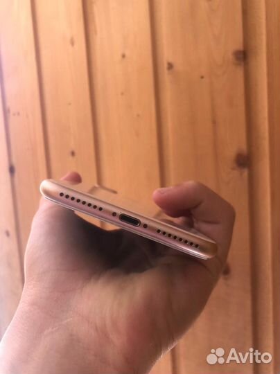Телефон iPhone 8 plus