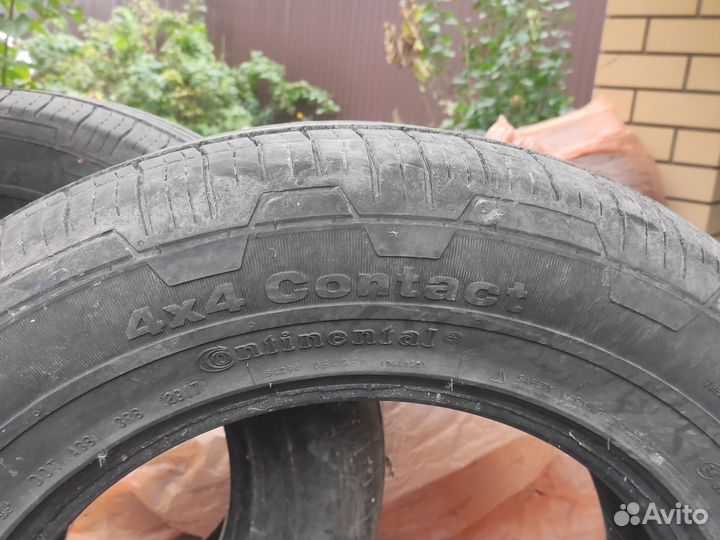Continental ContiIceContact 4x4 235/65 R17 H