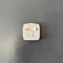 Наушники Apple Earpods Lightning (оригинал)