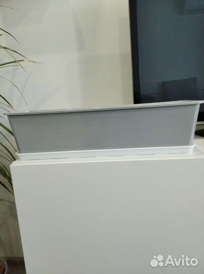 Балконный ящик для цветов,лейка