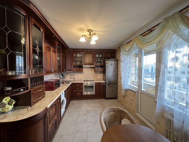 2-к. квартира, 66,9 м², 6/10 эт.