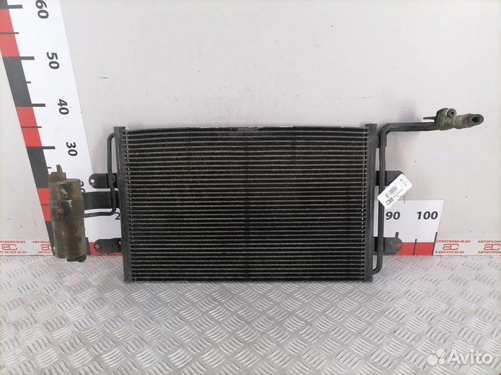 Радиатор кондиционера для Volkswagen Golf 4