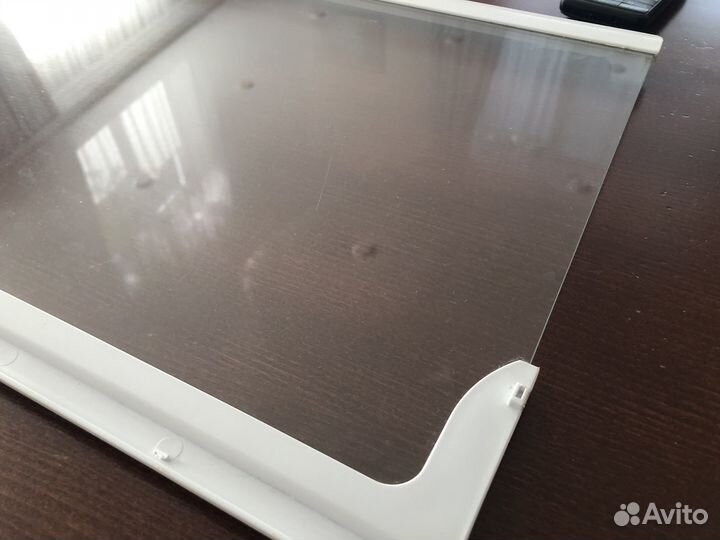 Полка стеклянная в холодильник