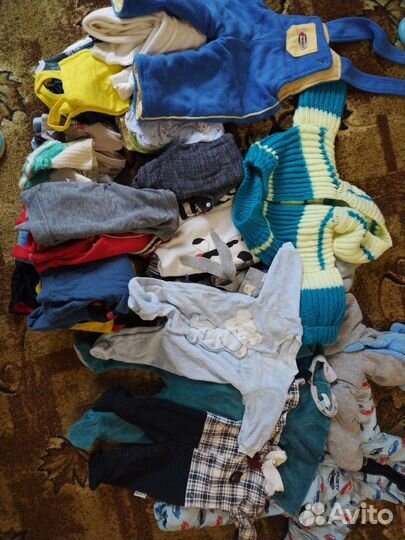Отдам вещи на мальчика от 0 и до года примерно