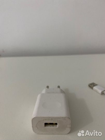 Зарядник Huawei