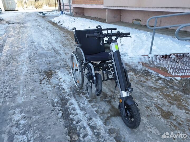 Электрическая приставка с инвалидной коляской