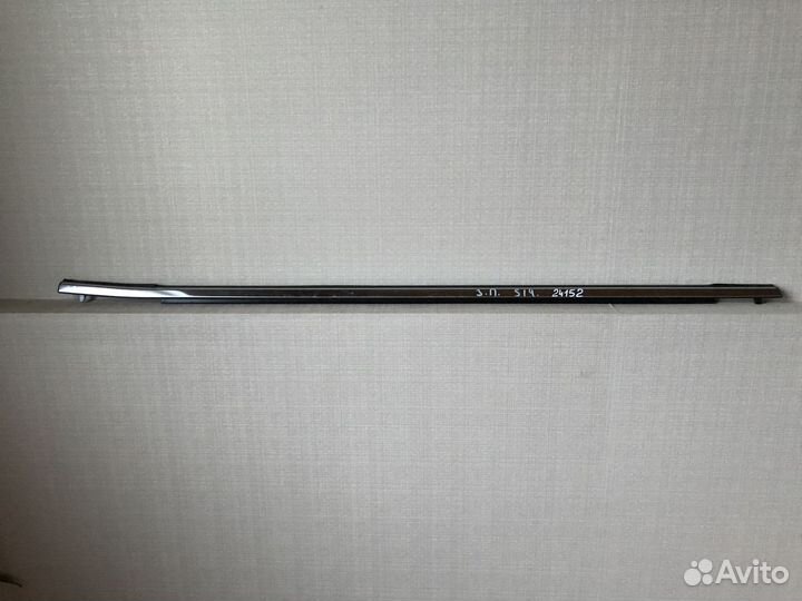 Хром молдинг двери задней правой Subaru Forester 5