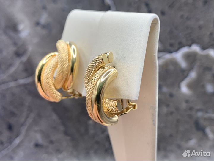 Золотые серьги 750 пробы