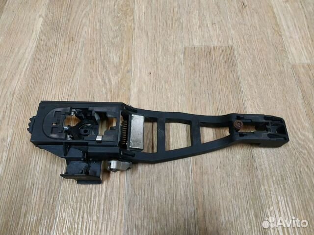 Кронштейн ручки двери перед правой Ford Mondeo 4