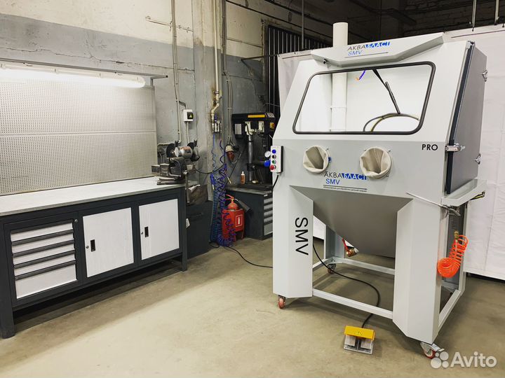 Очистка деталей аквабластом