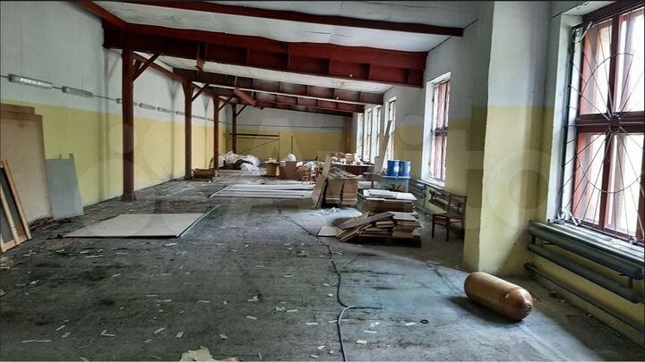 Склад, 300 м²