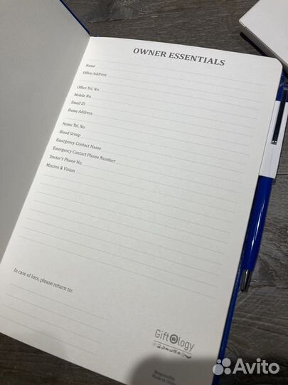 Ежедневник с ручкой