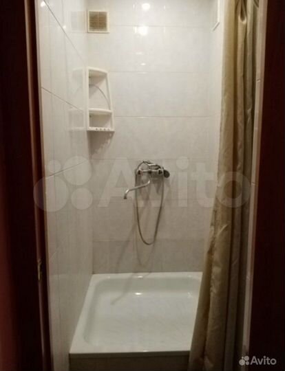 Комната 9,2 м² в 5-к., 2/5 эт.
