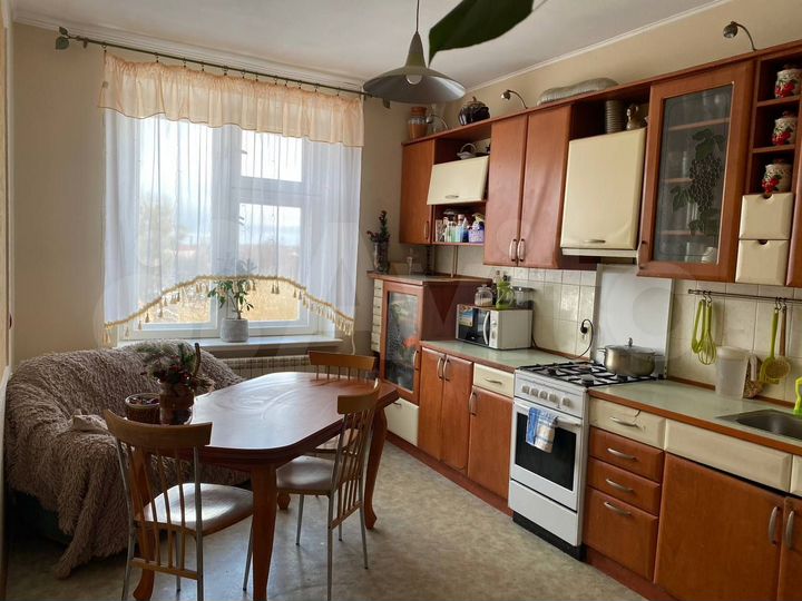3-к. квартира, 95,3 м², 5/5 эт.