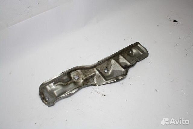 Кожух выпускного коллектора 1555A768 Mitsubishi