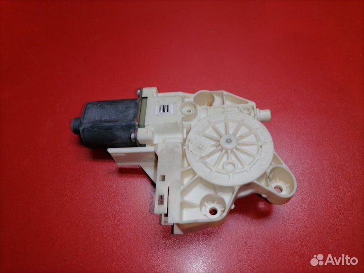 Моторчик стеклоподъемника передний левый Ford