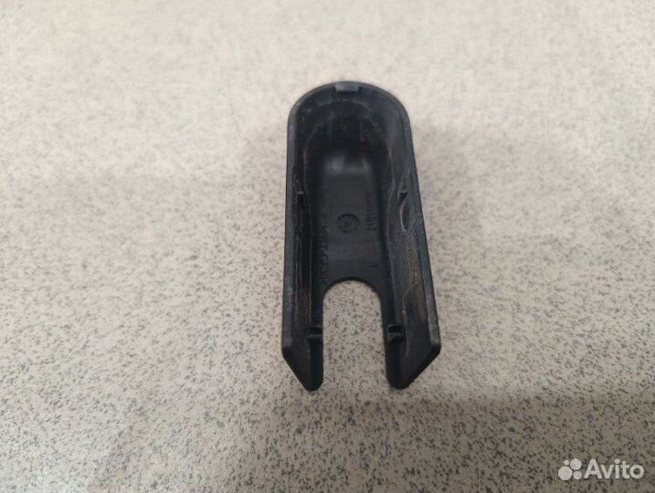 Крышка стеклоочистителя задняя Nissan Juke F15