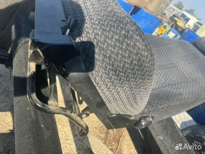 Сиденье на газель водительское