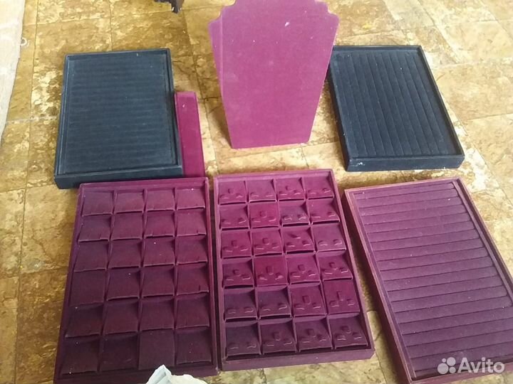 Лоток для украшений