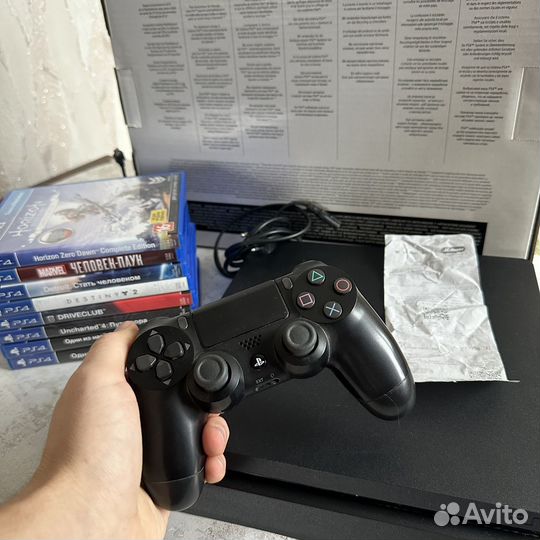 Sony PS4 slim с чеком, идеал, 3 рев