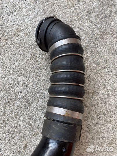 Патрубок интеркулера BMW X5 X6 E70 E71 M57