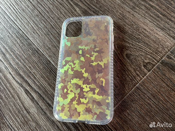 Чехол на iPhone 11